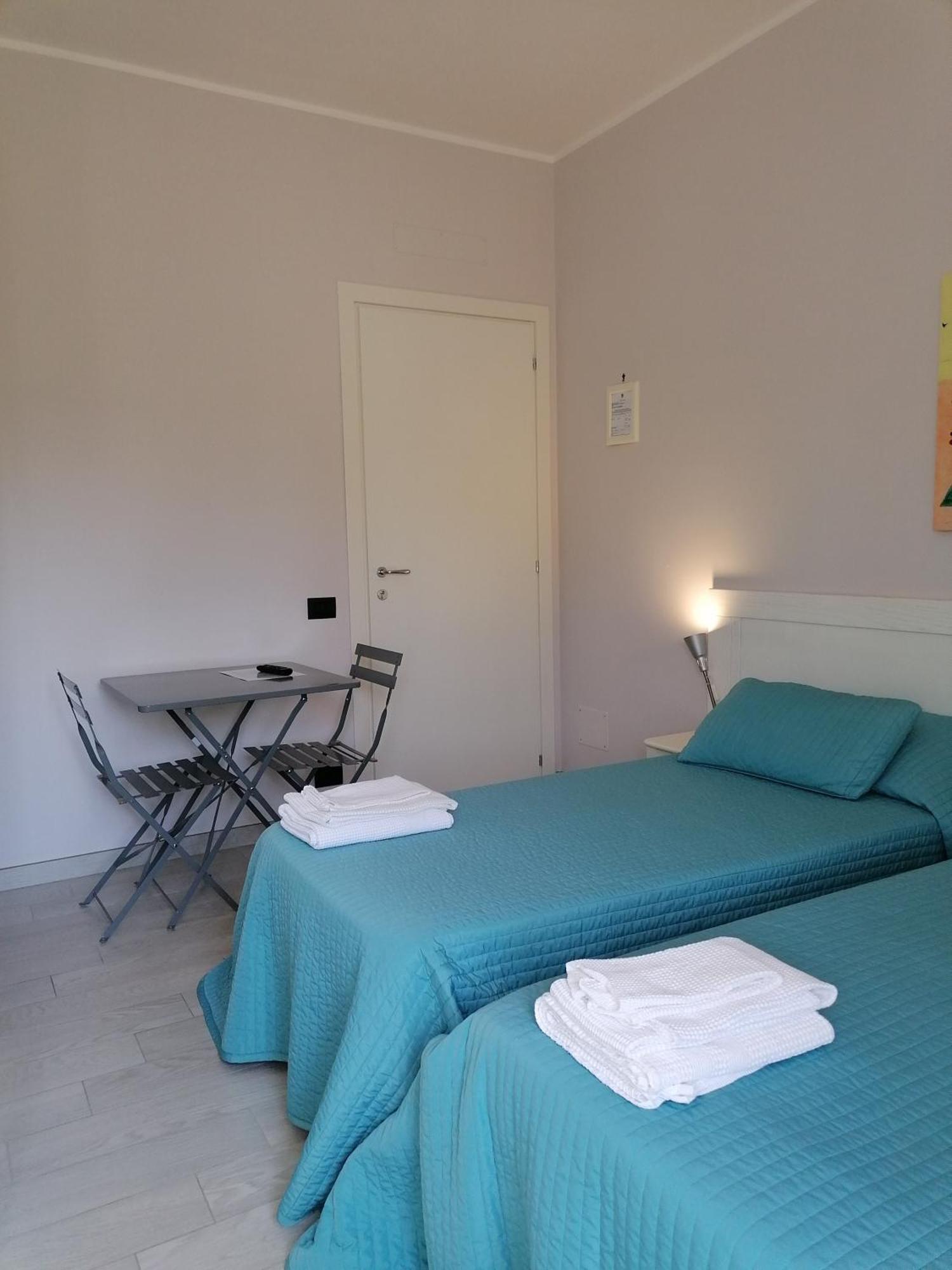 Residenza Guglielmi Panzió Campobasso Kültér fotó